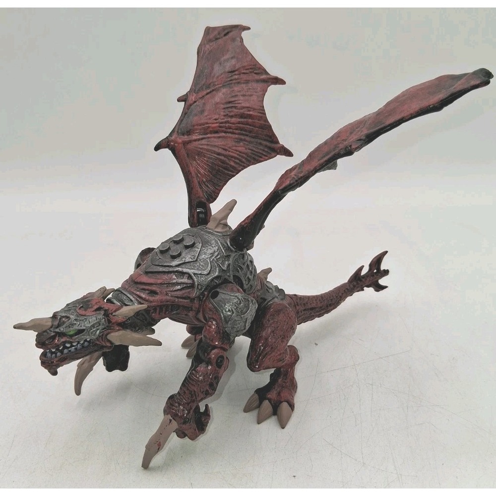 Very Rare 2005 Mega Bloks Clawdagger Red Dragon METAL AGES Tin Armour  9691